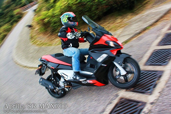 2012 Aprilia SR MAX300最新跑羊