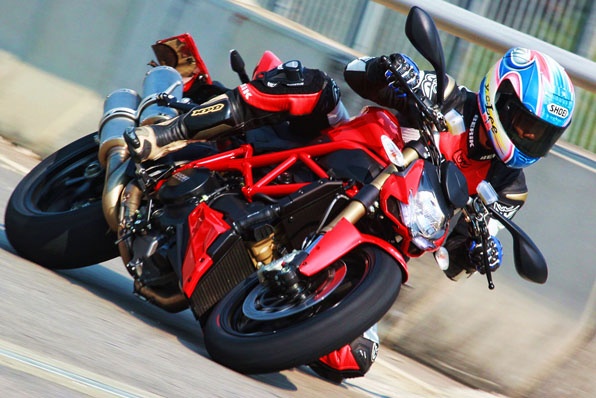 2012 Ducati 848 Streetfighter-反擊戰