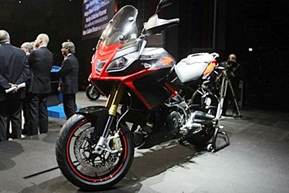 全新Aprilia CapoNord 1200－RSV4化身