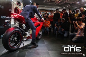 新車到港Ducati 1199 Panigale S－群星拱照大派對