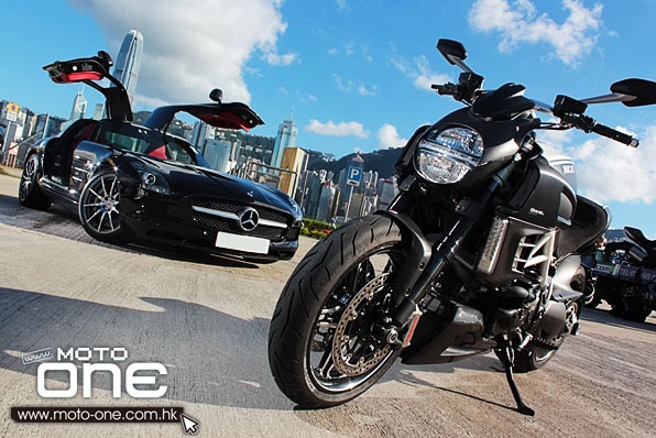 Mercedes Benz SLS AMG & Ducati Diavel AMG－門當戶對