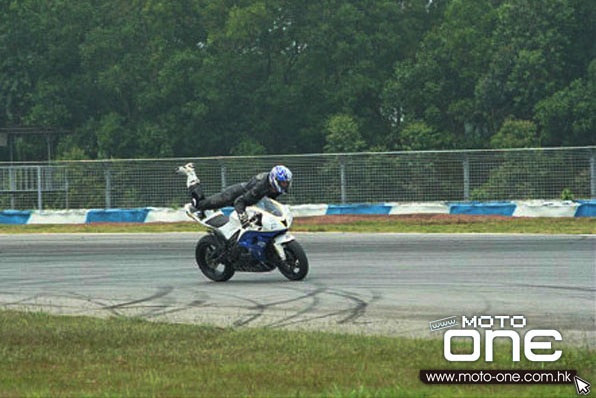 特技高手靠甚麼拯救Highside-Lucky