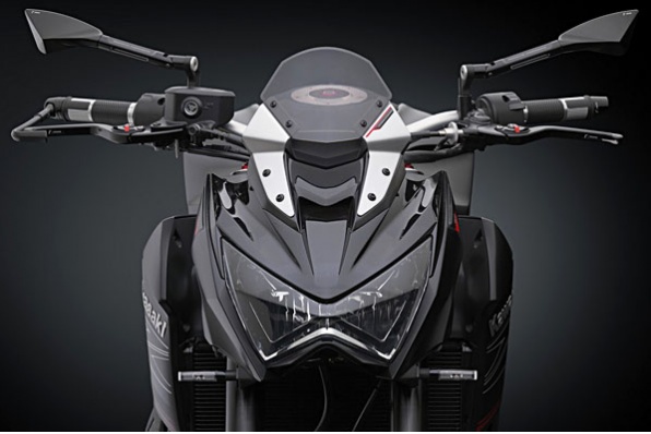 Kawasaki Z800-大量補品