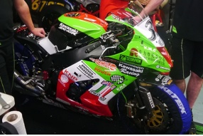 2012 Macau GP Kawasaki ZX-10R－210匹人島戰車/636人島拍攝主角車手