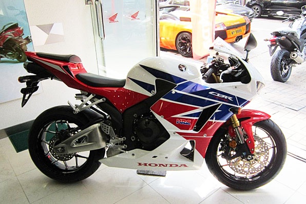 2013 HONDA CBR600RR正式抵港~