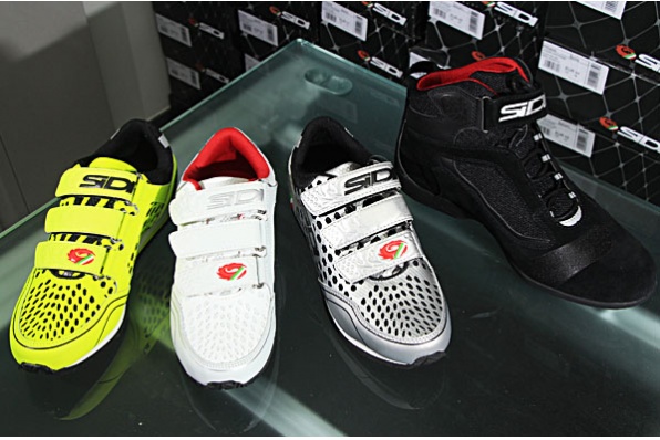 2013 SIDI FRAME & GAS 型款街鞋抵港