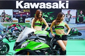 Kawasaki新車展覽與加拿大著名車手Dan Kruger簽名會－2013香港電單車節