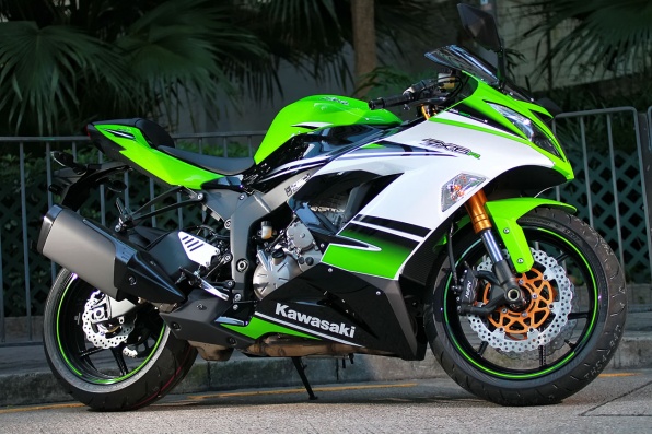 2015 KAWASAKI ZX-6R 636 忍者30週年拉花版 - 真的很美