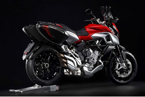 2015 MV Agusta Stradale 800-新款三缸旅行車