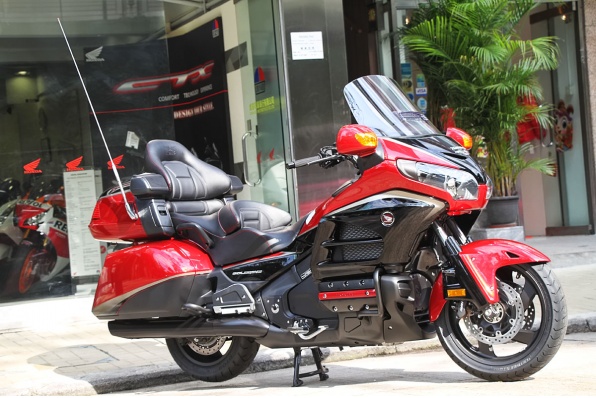 2015 HONDA GOLD WING 40th ANNIVERSARY 豪華金翼40週年紀念版抵港