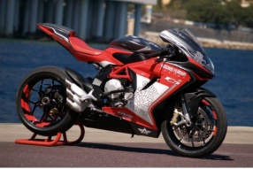 MV AGUSTA F3 675 - Virginio Ferrari Racing & pakelo 特技車