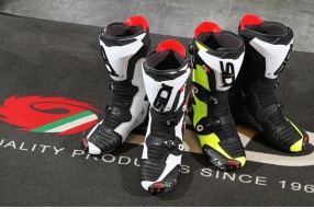 2015 SIDI MAG 1 AIR 磁石一號賽車皮靴新色與AIR版本抵港