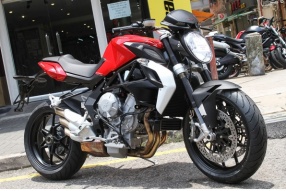 2015 MV Agusta Brutale 675 - 新色抵港