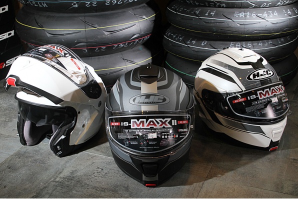 2015 HJC IS-MAX II 全新揭面頭盔 售價HK$1,680