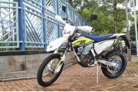 2016 HUSQVARNA FE250│2016 Enduro車系搶先抵港