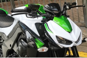 2016 Kawasaki Z1000│綠白新色的猛獸抵港