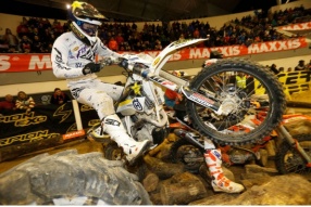 2015/16 FIM SuperEnduro世錦賽│超激戰│Husqvarna 美國車手Colton Haaker最後一刻衝線奪冠