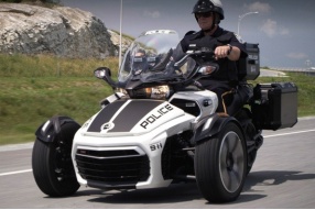 Can-Am Spyder F3-P－警版