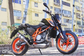 2016 KTM 690 DUKE R ABS 原價HK$116,800 特價HK$109,800