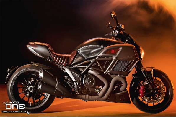2017 Ducati Diavel Diesel－穿起Diesel的Diavel