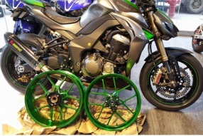 Carrozzeria CZ forged wheel 美國鍛造鋁合金輪框 - 電鍍綠色│Kawasaki Z1000搶眼絕配之選│銀星摩托