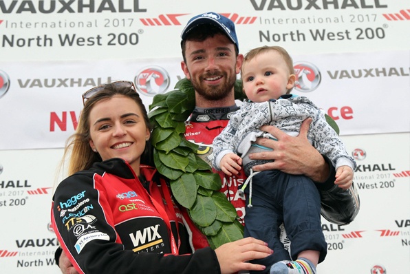 街道賽North West 200 Superbike組別新秀-歐文(Glenn IRWIN)勇奪冠軍