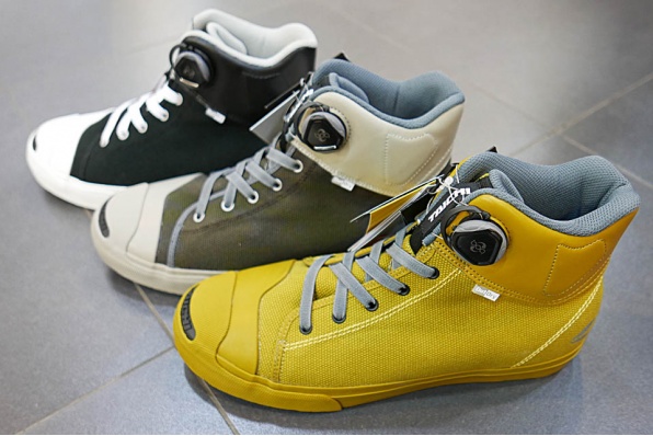 2017 TAICHI RSS009 OutDry│OutDry新防水透氣技術、BOA旋扭、Vibram®鞋底│波鞋款騎士鞋