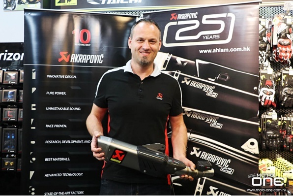 改裝排氣管必讀篇-Akrapovic