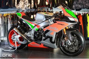 2017 APRILIA RSV4 FW-GP－150萬Motogp市販車抵港