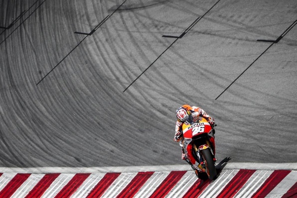 2017 Motogp馬來西亞站－杜域斯柯素第6冠，馬坤斯未能提早封王