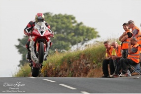 代亡兄完成練習賽—Ryan Kneen(2018 TT人島)