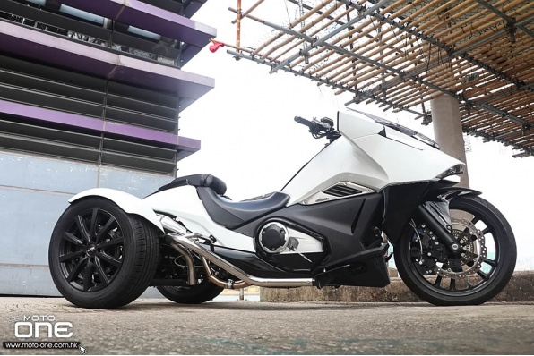 「瀛車館」三輪巨獸抵港—HONDA NM4/DN-01/SUZUKI GEMMA
