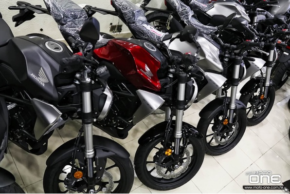 2019 HONDA CB300R [Neo Sports Cafe] (啞金屬灰、亮黑、啞銀及紅色)齊色抵港