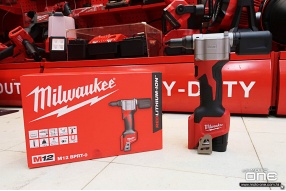 MILWAUKEE M12 BPRT-0 - 12伏特拉釘槍 