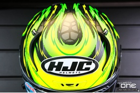 HJC R-PHA 11 x Cal Crutchlow 卡滋奴首頂 HJC專屬拉花頭盔市販版現貨抵港