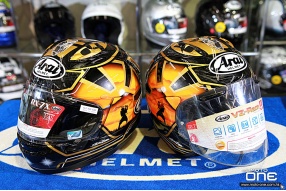 ARAI VZ-RAM PEDROSA SPIRIT GOLD 柏度莎武士開面金盔抵港