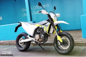 2020 Husqvarna 701 Supermoto 新色改良版抵港