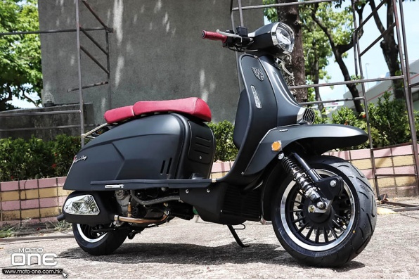2020 Royal Alloy GP300 LC ABS - 水冷278cc英倫復古綿羊