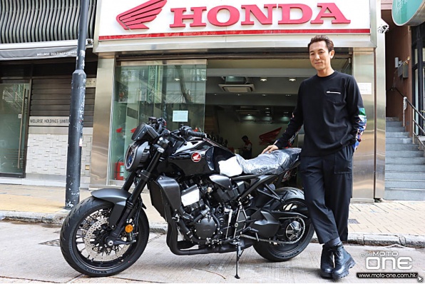 2021 HONDA CB1000R Black Edition x 藝人 Shaun 譚俊彥開箱及簡介