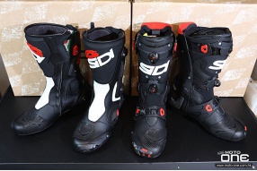 SIDI REX AIR版容易穿著的頂級賽車皮靴及VERTIGO2 中階賽車皮靴抵港