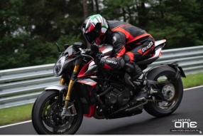 2022 MV AGUSTA BRUTALE 1000 NÜRBURGRING-令賽車迷敬畏終極版