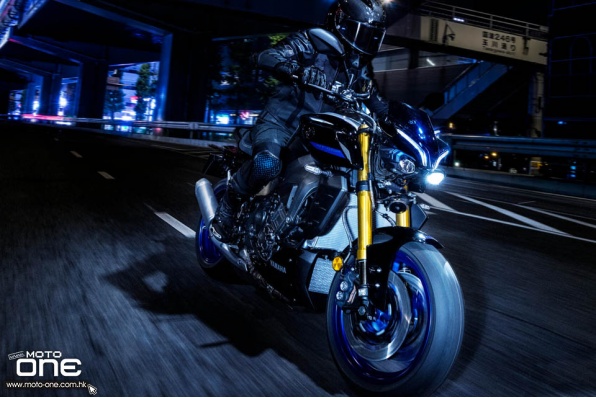 2022 YAMAHA MT-10 SP-首部採用第二代Ohlins電子避震車款