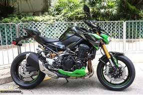 2022 KAWASAKI Z900 SE 特別版筋肉人抵港