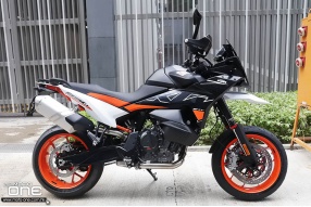 2023 KTM 890 SMT - 飛山路旅行車新車抵港