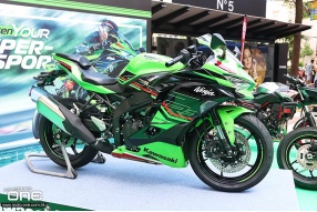 2023 KAWASAKI ZX-4RR - 400直四新車抵港