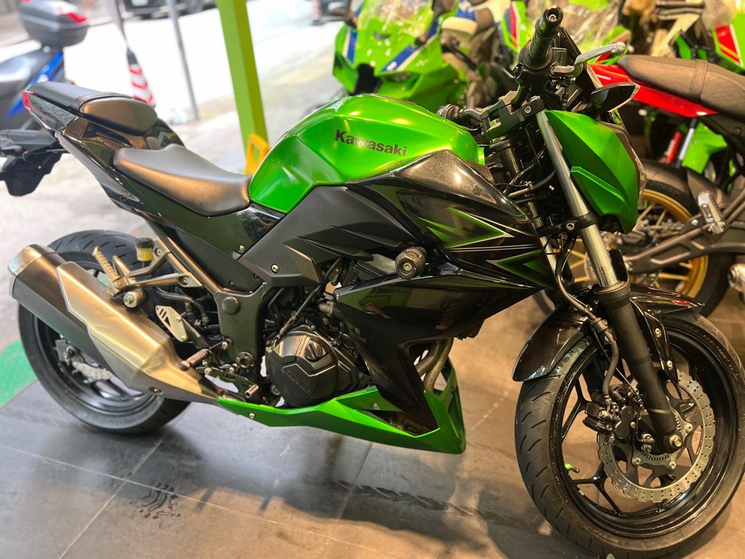 2016年Kawasaki Z300 ABS黑綠色