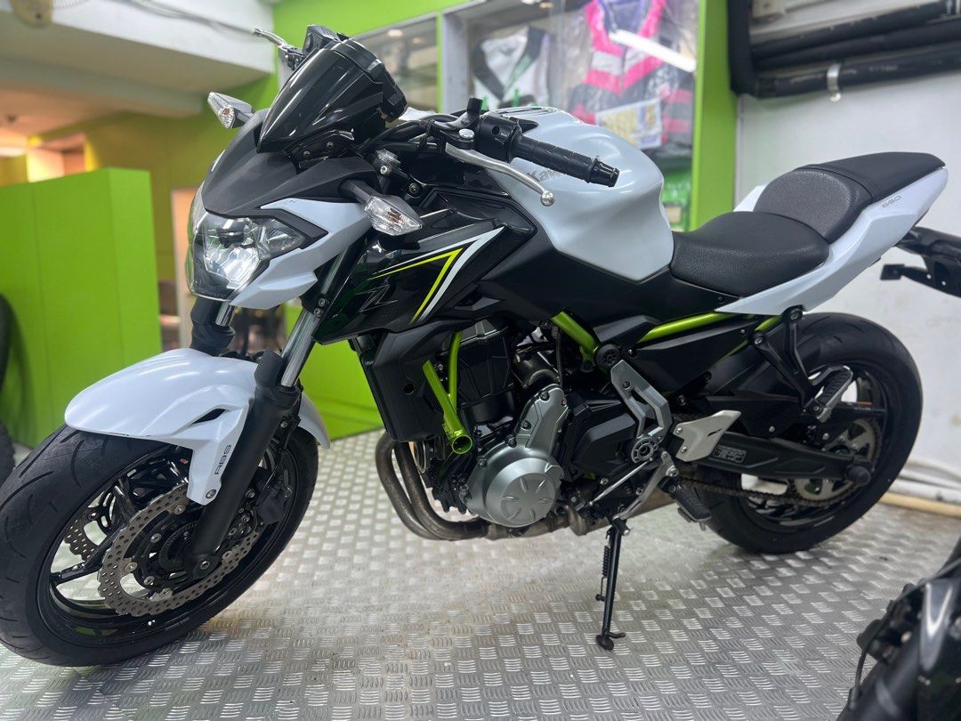 2017年KAWASAKI Z650 一字牌簿 1148咪 白色綠骨