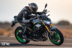 2025 KAWASAKI Z900及Z900 SE特別版—延續StreetFighter風格