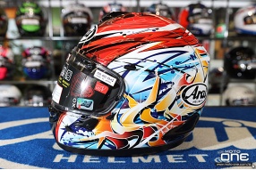 ARAI RX-7X NAGASHIMA 日本車手—長島哲太 衝浪狗拉花-2018 Moto2奧地利站招牌衝浪動作