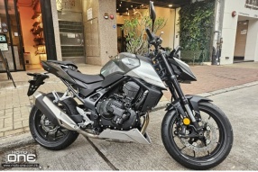 2026 HONDA CB750 HORNET (E-Clutch) - 新一代 E-Clutch，轉波過程更順暢